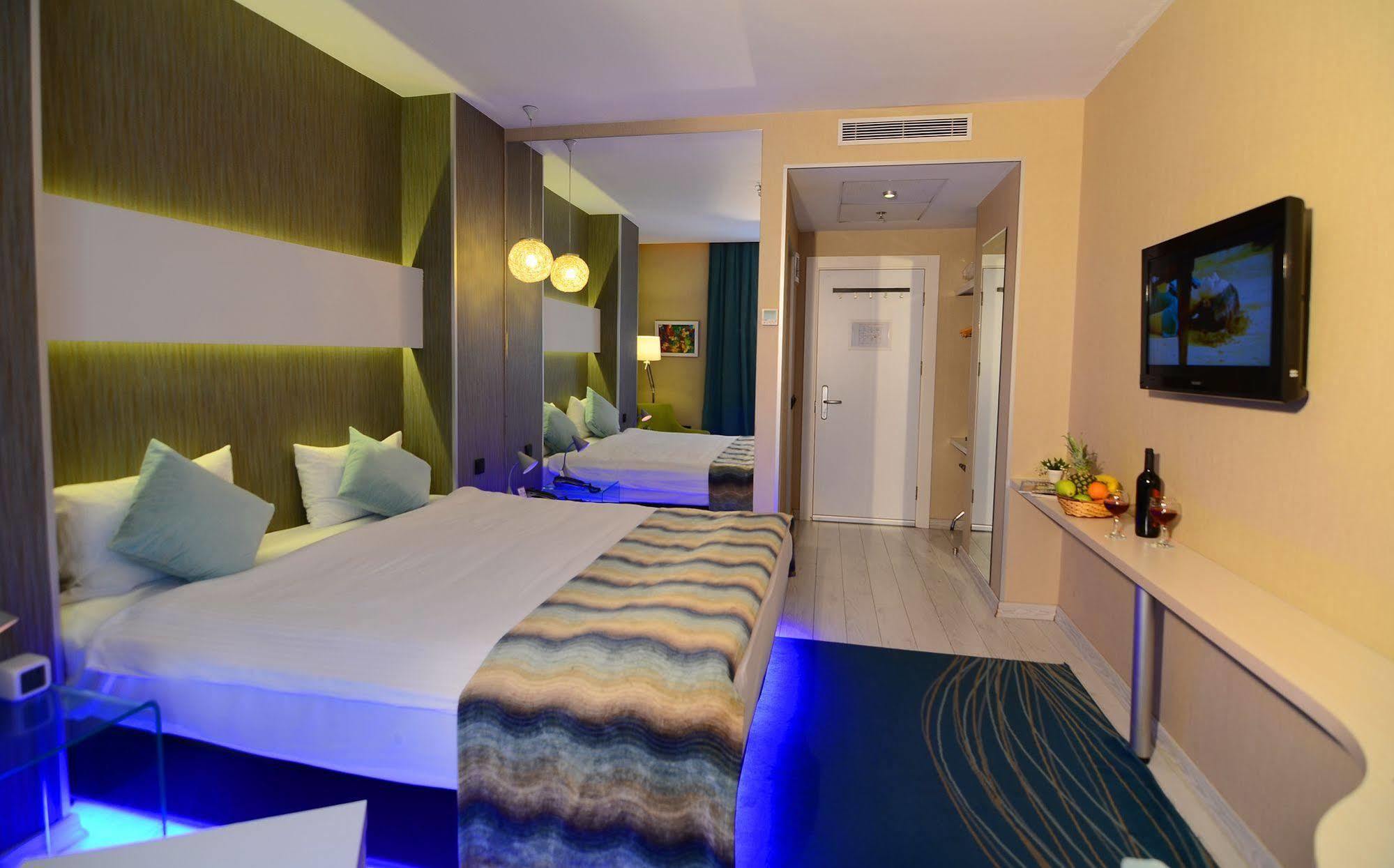 Tempo Hotel 4Levent Isztambul Kültér fotó